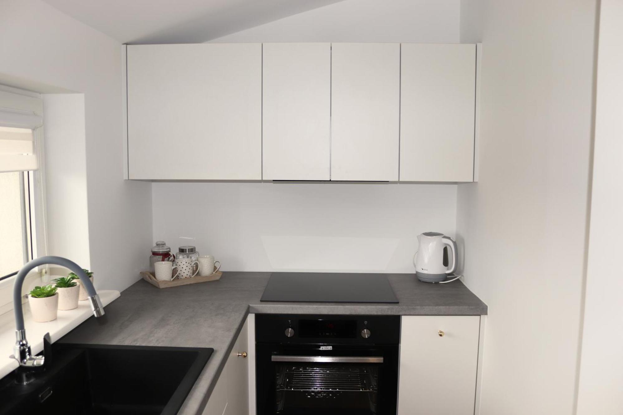 Skarbek Ilawa, Pokoje I Apartamenty Ілава