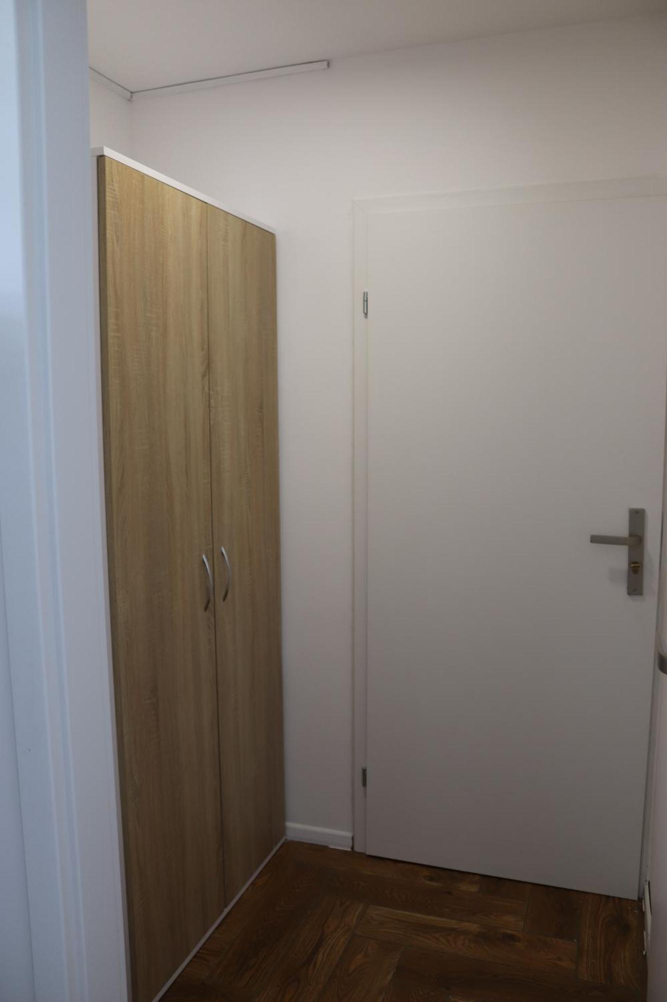 Skarbek Ilawa, Pokoje I Apartamenty *