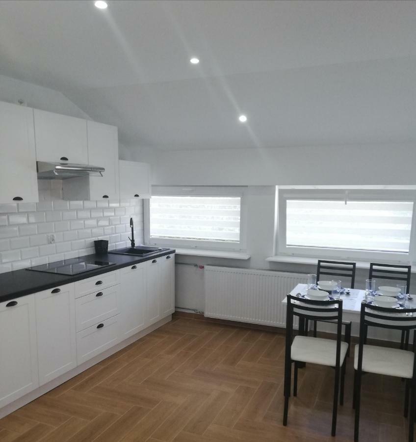Skarbek Ilawa, Pokoje I Apartamenty * Ілава